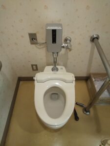さいたま市西区でTOTO TCF116へ交換した暖房便座