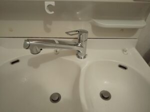 さいたま市見沼区でKVK KM5021JTECHSへ交換した洗面水栓
