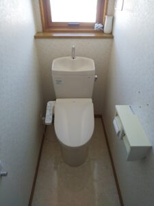 さいたま市岩槻区でTOTOピュアレストQRへ交換したトイレ