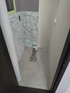 小平市学園西町の店舗リフォームでトイレを新設する前の設置スペース