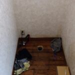 足立区弘道で既存トイレを撤去した後の排水口まわり
