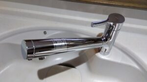 さいたま市南区でTOTO TKS05308JAへ交換後の台所水栓