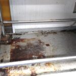 千代田区九段南で小型電気温水器を撤去した後の設置面