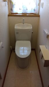 越谷市大里の1階に設置したTOTOピュアレストQRと温水洗浄便座TCF8CKM01