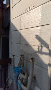 さいたま市南区で既存ガス給湯器を撤去し給水・給湯・追いだき配管を確認している状態