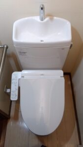 TOTO CS232B・SH233BA・TCF2223Eを設置した交換後のトイレ